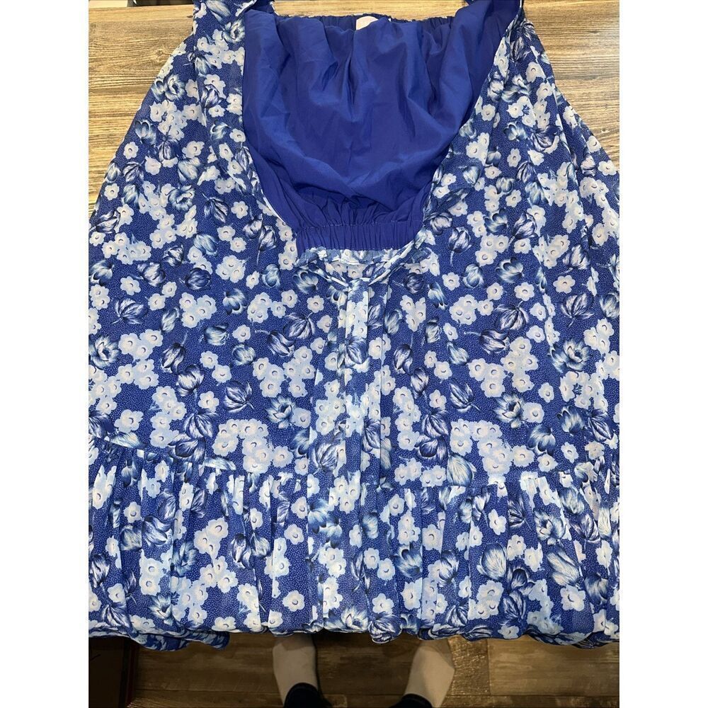 Chelsea28 Blue Floral Sleeveless Dress. Size Large. Open Back. NWOT. E